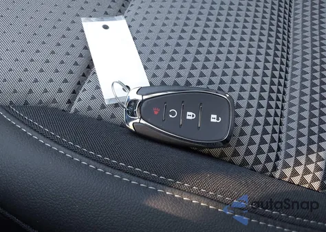 2025 Chevrolet Trax Fwd Lt from USA, damaged, VIN KL77LHEP9SC202652